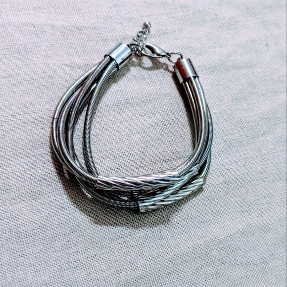 Silver Y2K 90s Multi Strand Spiral Bracelet - Picture 2 of 2